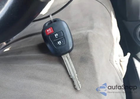 2017 Toyota Rav4 Xle z USA, uszkodzony, nr VIN JTMRFREV8HD200045